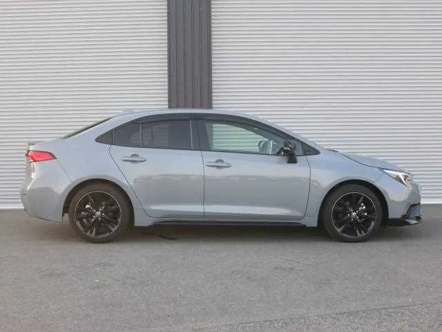 Toyota Corolla Sedan 2024 — миниатюра 4