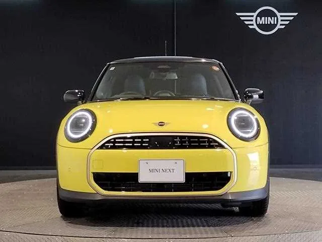 BMW MINI 2025 — миниатюра 4