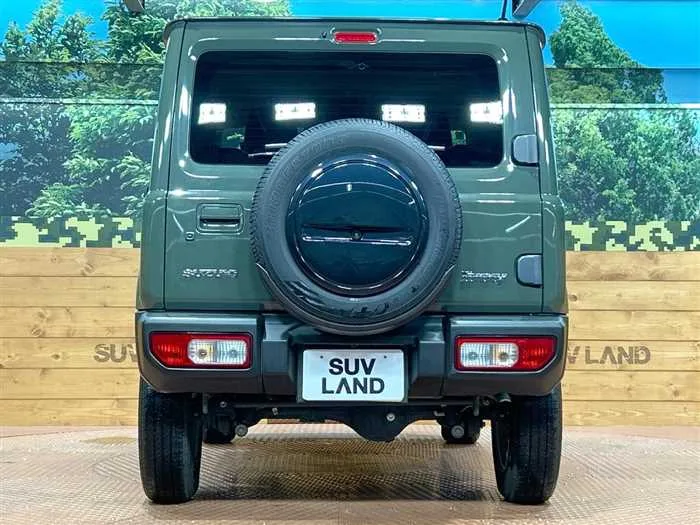 Suzuki Jimny 2022 — миниатюра 3
