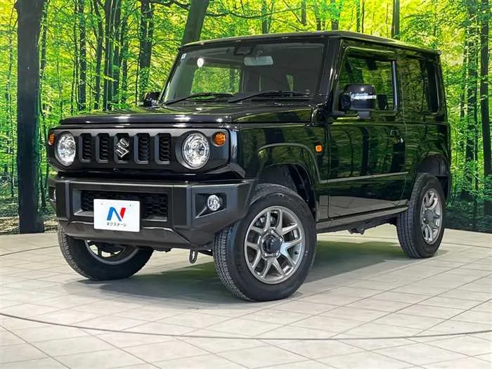 Suzuki Jimny 2022 — фото 1, купить с доставкой в Москву