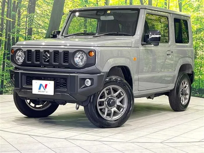 Suzuki Jimny 2023 — фото 1, купить с доставкой в Москву