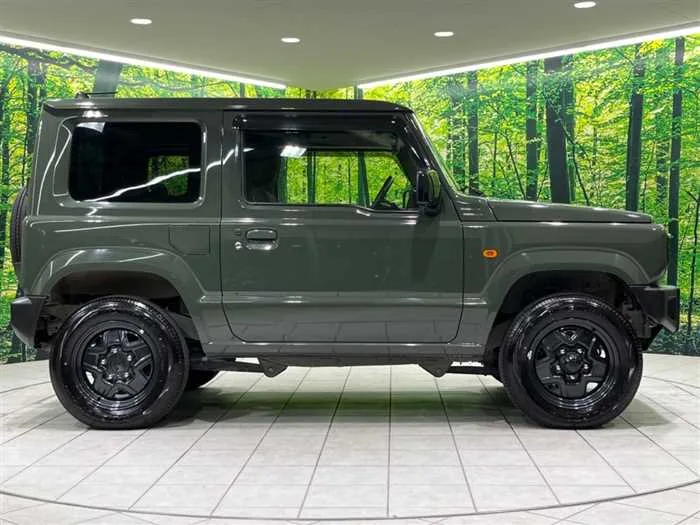 Suzuki Jimny 2023 — миниатюра 3