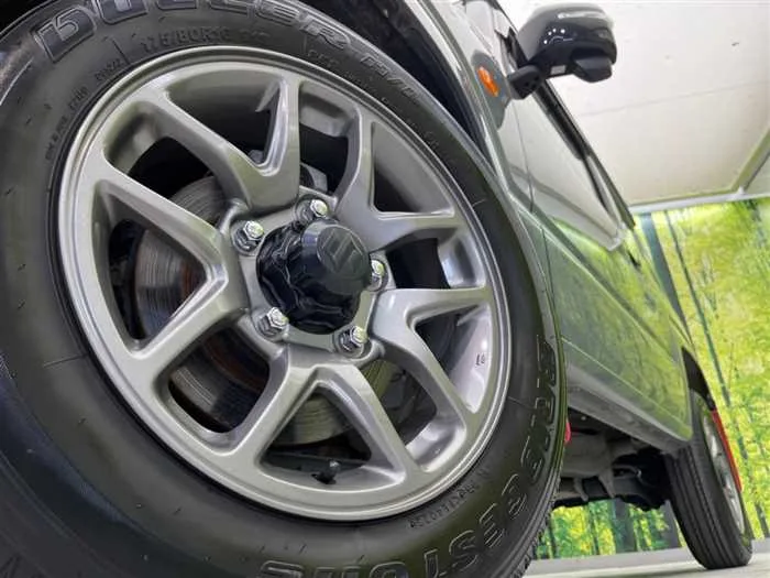 Suzuki Jimny 2023 — миниатюра 5