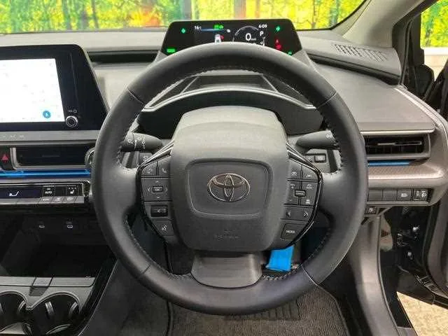 Toyota Prius 2025 — миниатюра 2