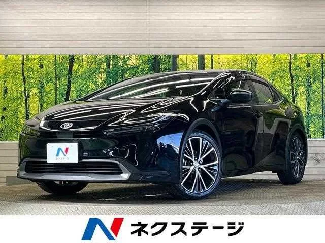 Toyota Prius 2023 — фото 1, купить с доставкой в Москву