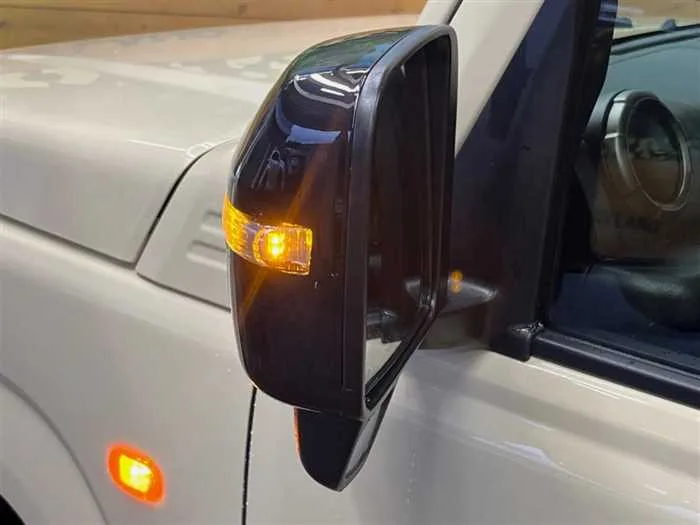 Suzuki Jimny 2025 — миниатюра 5