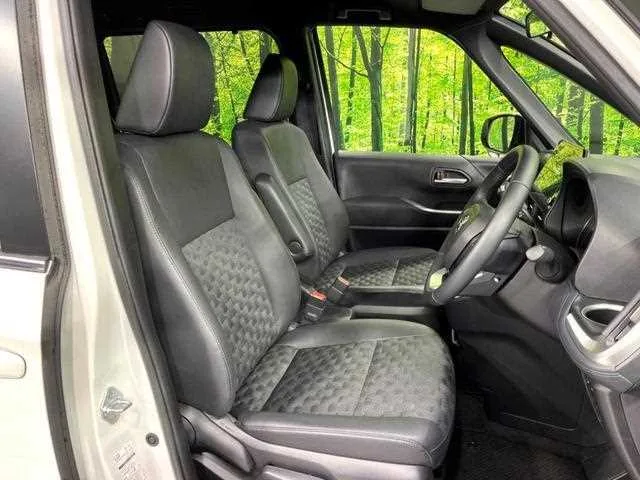 Toyota Voxy 2025 — миниатюра 3