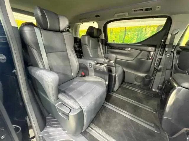 Toyota Alphard G 2022 — миниатюра 5