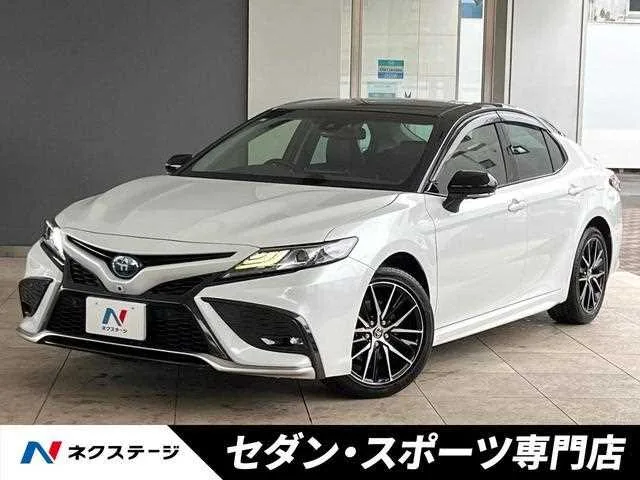 Toyota Camry 2023 — фото 1, купить с доставкой в Москву