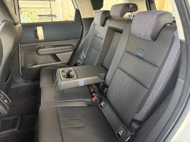 BMW MINI Other 2024 — миниатюра 4