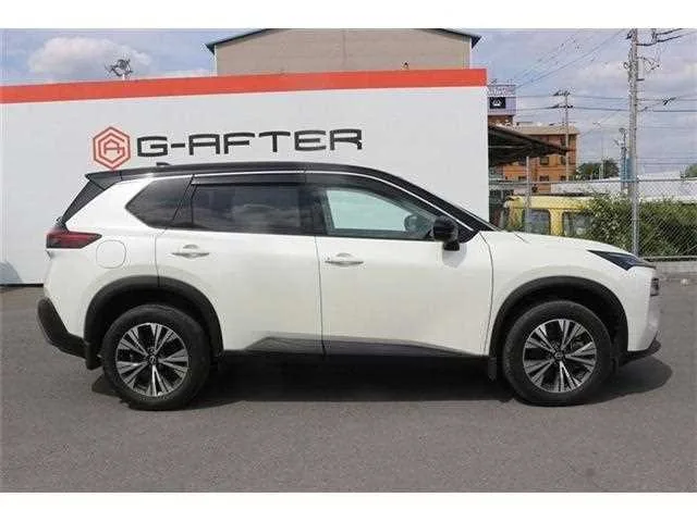 Nissan X-Trail 2022 — миниатюра 4