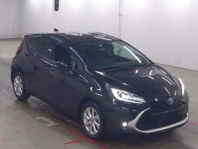 Toyota AQUA 2023 — фото 1, купить с доставкой в Москву
