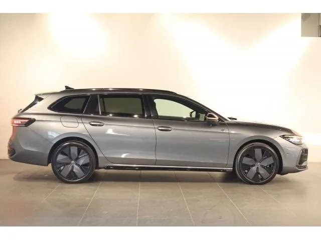 Volkswagen Passat 2025 — миниатюра 4