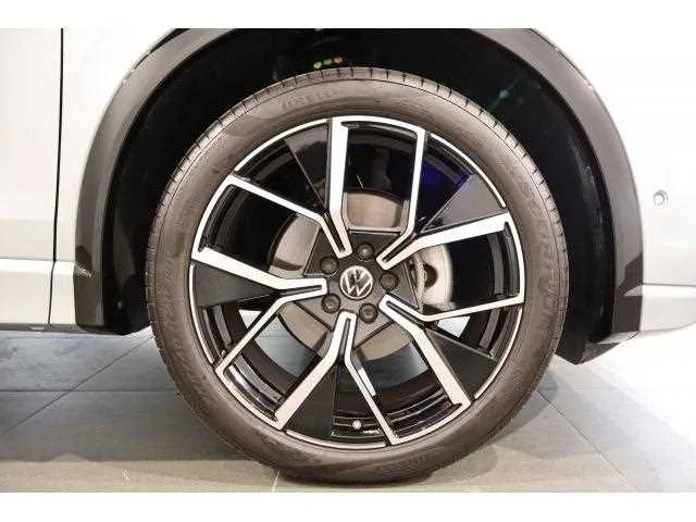 Volkswagen Tiguan 2025 — миниатюра 3