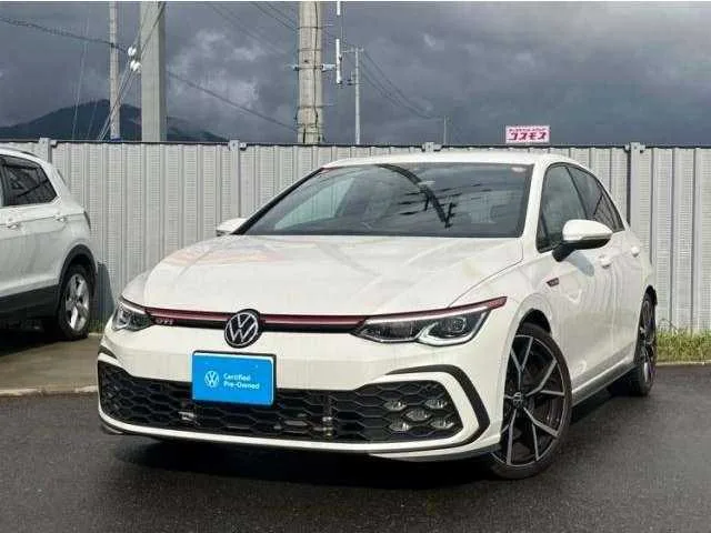 Volkswagen Golf GTI 2022 — фото 1, купить с доставкой в Москву