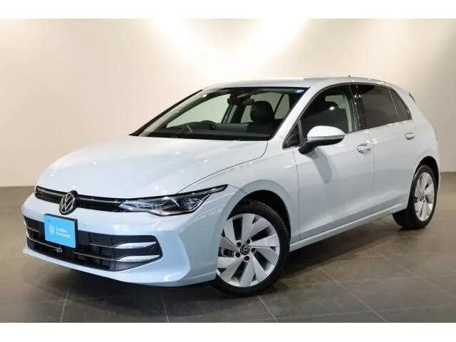 Volkswagen Golf 2025 — фото 1, купить с доставкой в Москву