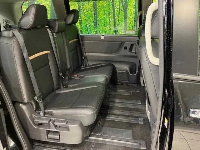 Nissan Serena 2023 — миниатюра 3