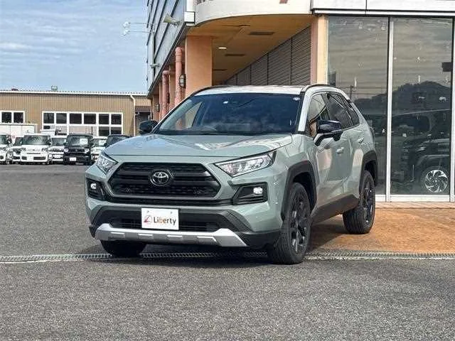 Toyota RAV4 2023 — миниатюра 5