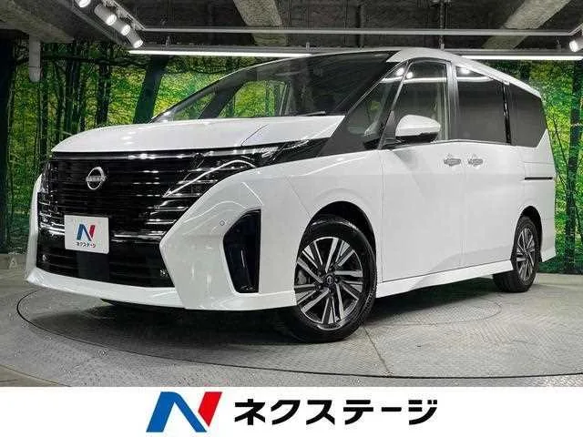 Nissan Serena 2024 — фото 1, купить с доставкой в Москву