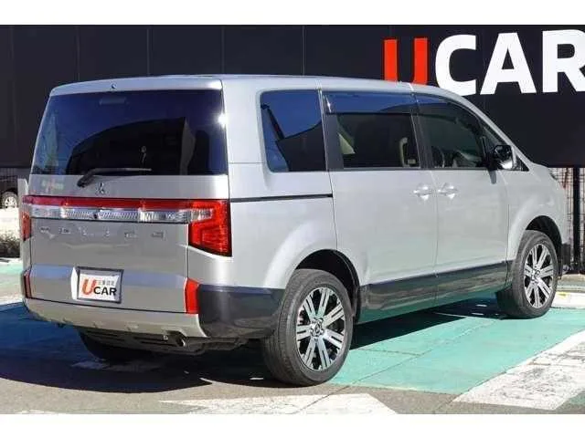 Mitsubishi Delica D:5 2022 — миниатюра 3