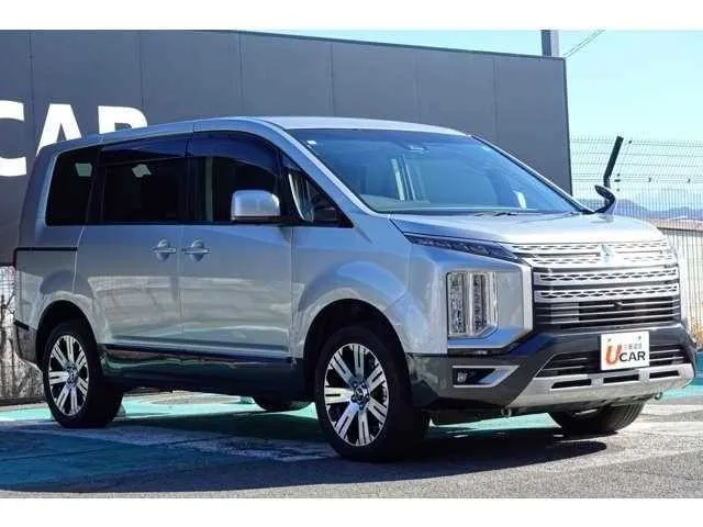Mitsubishi Delica D:5 2022 — фото 1, купить с доставкой в Москву