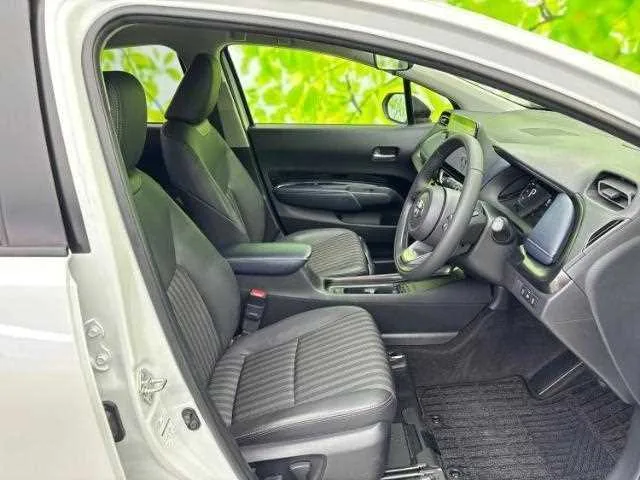 Toyota AQUA Z 2023 — миниатюра 4