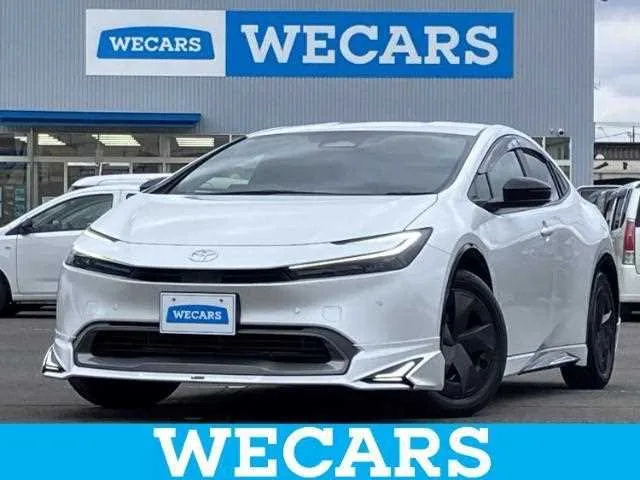 Toyota Prius U 2023 — фото 1, купить с доставкой в Москву