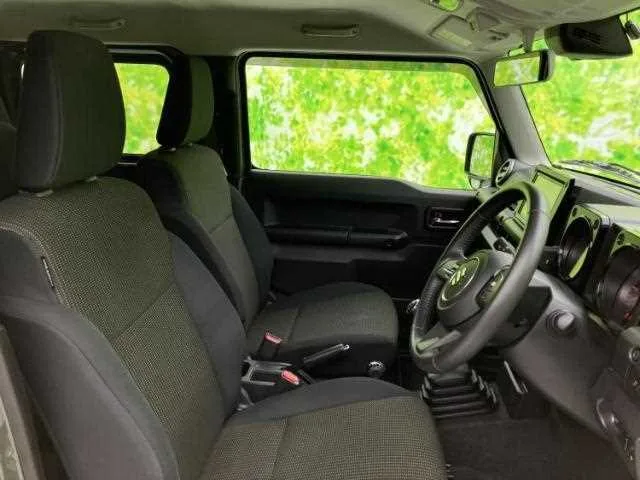 Suzuki Jimny 2023 — миниатюра 4