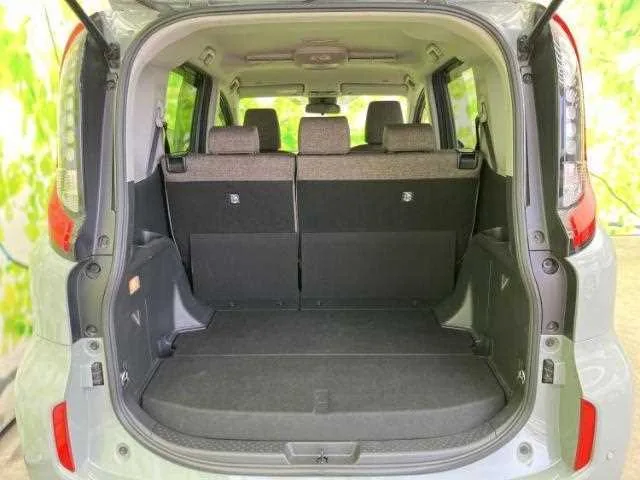 Toyota Sienta 2022 — миниатюра 5