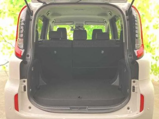 Toyota Sienta Z 2023 — миниатюра 5