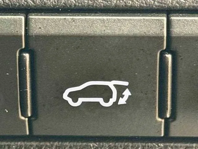 Lexus RX 2022 — миниатюра 5