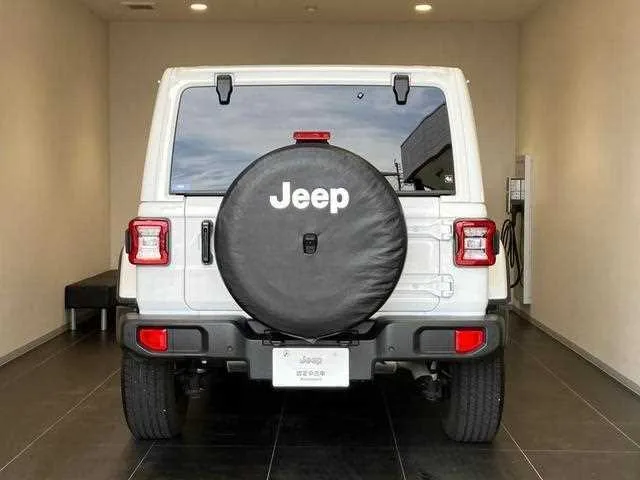 Jeep Wrangler 2022 — миниатюра 4