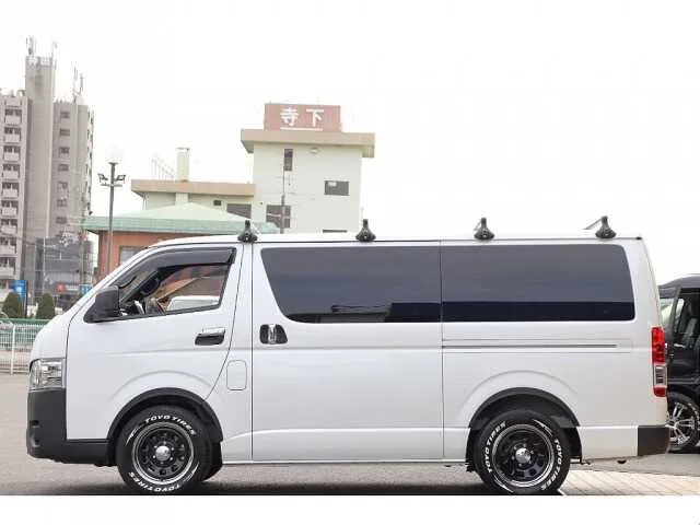 Toyota Hiace Van 2024 — миниатюра 3