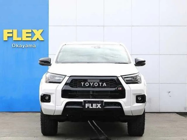 Toyota Hilux 2022 — миниатюра 3