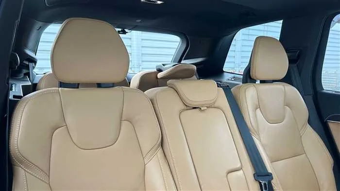 Volvo XC90 T8 AWD 2022 — миниатюра 5