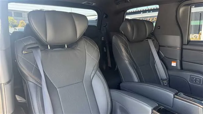 Toyota Vellfire Z 2026 — миниатюра 5