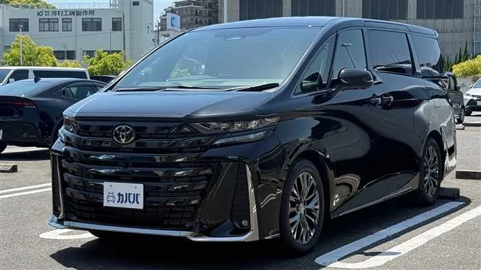 Toyota Vellfire Z 2026 — фото 1, купить с доставкой в Москву