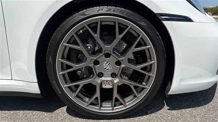 Porsche 911 PDK 2024 — миниатюра 5