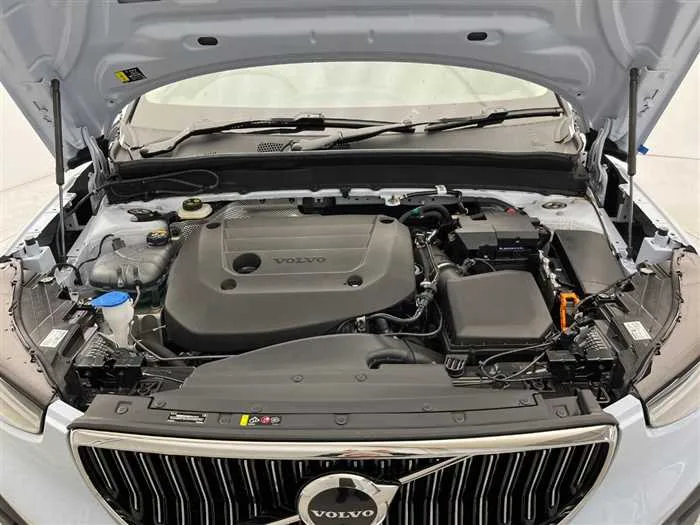 Volvo XC40 2024 — миниатюра 2