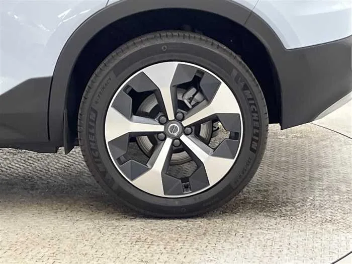 Volvo XC40 2024 — миниатюра 5