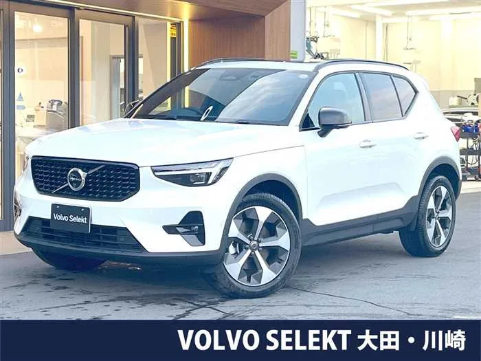 Volvo XC40 2025 — миниатюра 4