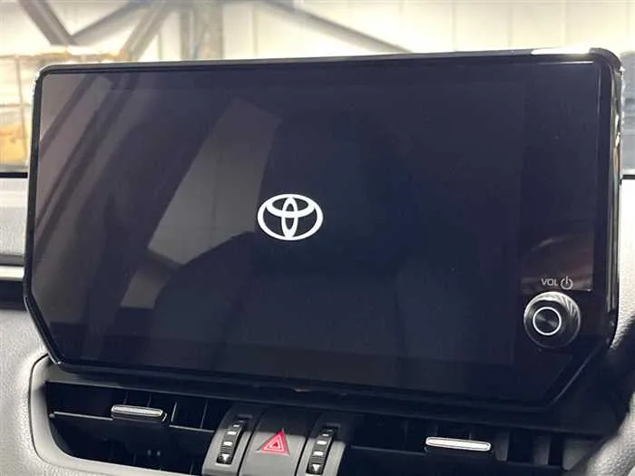 Toyota RAV4 2023 — миниатюра 2
