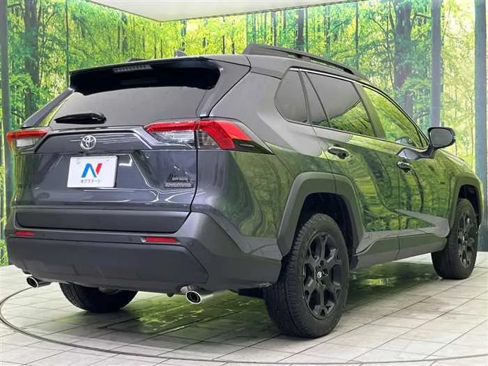 Toyota RAV4 2025 — миниатюра 3