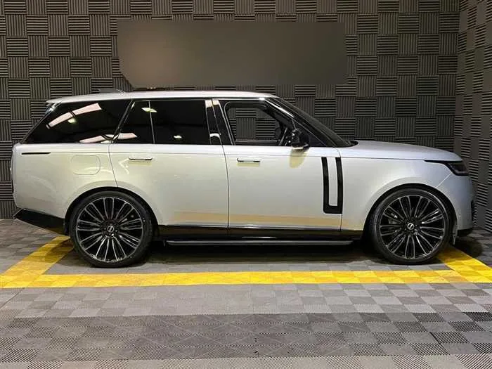 Land Rover Range Rover AUTOMATIC DIESEL 2023 — миниатюра 3