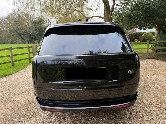 Land Rover Range Rover AUTOMATIC DIESEL 2023 — миниатюра 2