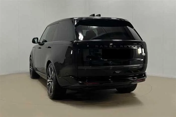 Land Rover Range Rover AUTOMATIC DIESEL 2023 — миниатюра 4
