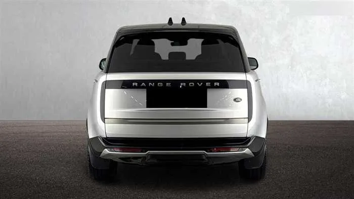Land Rover Range Rover AUTOMATIC DIESEL 2023 — миниатюра 2