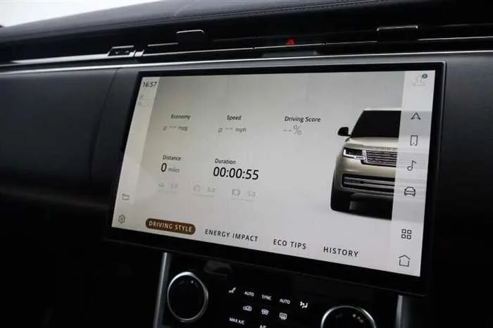 Land Rover Range Rover AUTOMATIC DIESEL 2023 — миниатюра 3