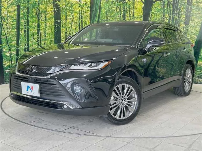 Toyota Harrier 2024 — фото 1, купить с доставкой в Москву