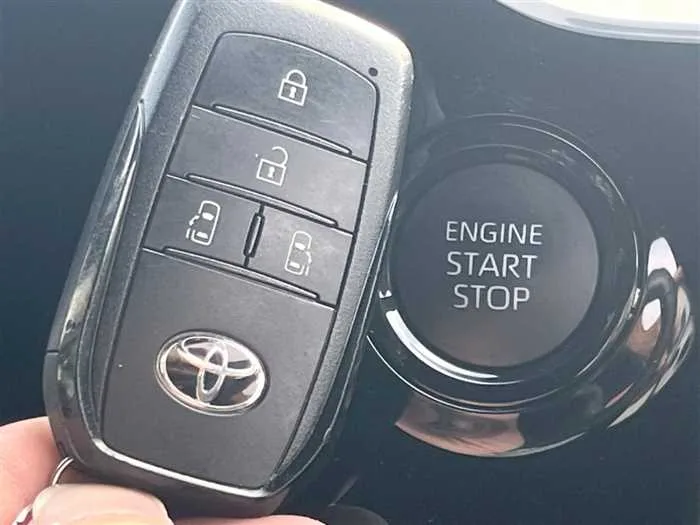 Toyota Noah 2024 — миниатюра 4